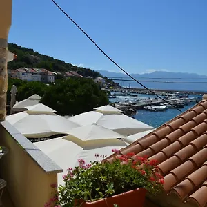 https://apartments-riva.primorje-gorskikotar.com